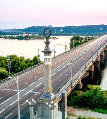 Міст Патона у Києві можна експлуатувати, але зі встановленими обмеженнями для транспорту – КМДА