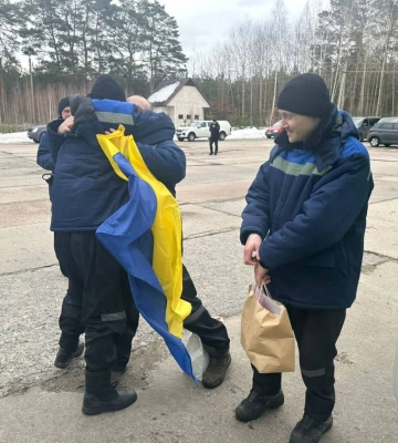 Почти 20 бойцов из Харькова и области вернулись из плена