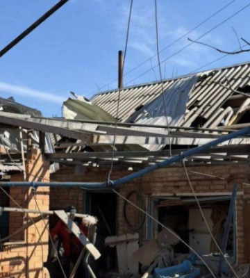 Майже 40 разів від початку доби росіяни атакували Дніпропетровщину: є постраждалі
