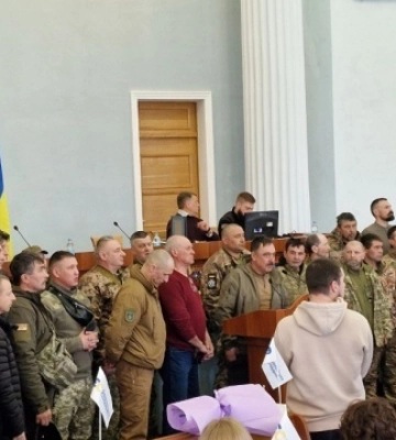 Депутати відклали обрання голови Черкаської обласної ради