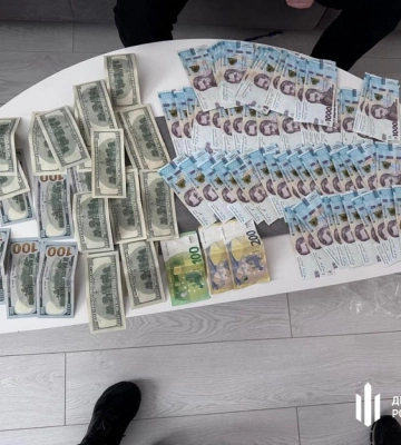 На Рівненщині ДБР викрило схему переведення військових у тил за 5 тисяч доларів