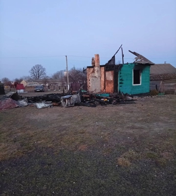 Пожежа знищила будинок: на Волині сім’я з п’ятьма дітьми залишилася без житла