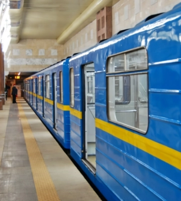 Чому на станціях київської підземки може з’являтися вода — у метрополітені назвали причини