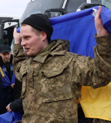 Півтора року без зв’язку і нарешті вдома. З полону повернувся розвідник з Яворівщини Василь Деп’як