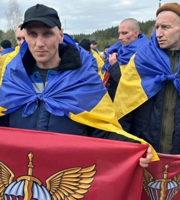 Украина вернула из плена 302 военных и гражданских