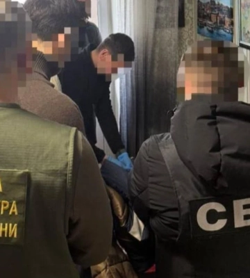 Від 4 до 15 тисяч доларів за дезертирство: у Дніпрі викрито незаконну схему