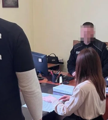 Видавав себе за зниклого безвісти військового та виманив 1 млн грн у його сестри: на Тернопільщині судитимуть шахрая, - Офіс Генпрокурора