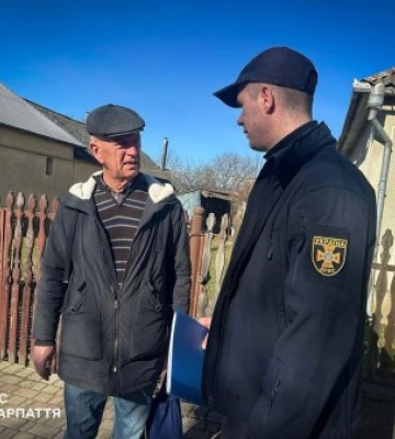 Весняні підпали під контролем: рятувальники проводять рейди в громаді на Закарпатті
