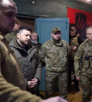 Відео: Зеленський прибув на Донеччину і заявив, що рф готує наступ