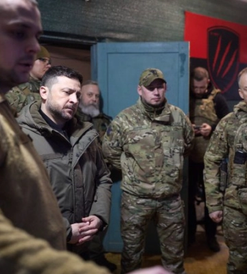 "Росіяни на весну готують наступ": Зеленський відвідав Донеччину