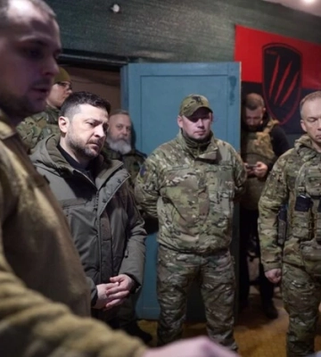 Зеленський у Дружківці відзначив воїнів державними нагородами