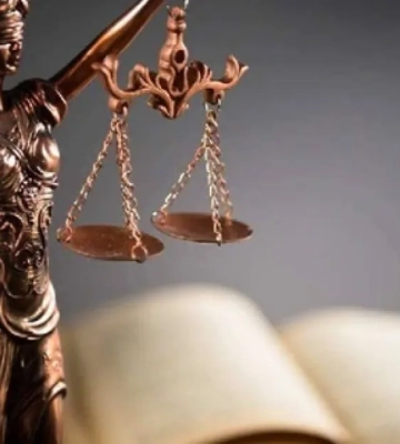 ВАКС призначив судді з Одеси 6 років ув’язнення за отримання 4 тисяч доларів хабаря