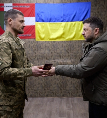 Зеленський нагородив воїнів волинської «Сталевої сотки» 