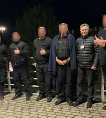В Украину вернули инкассаторов, задержанных в Венгрии