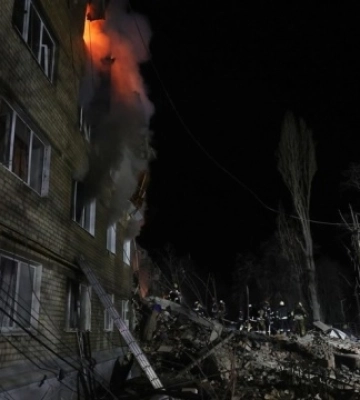 Ракетний удар по харківській багатоповерхівці: відомо про шістьох загиблих, серед них - двоє дітей