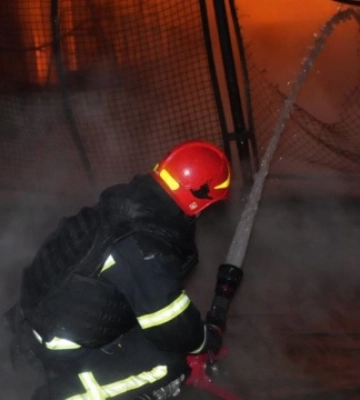 Через атаку російських БпЛА на Одещині спалахнули масштабні пожежі