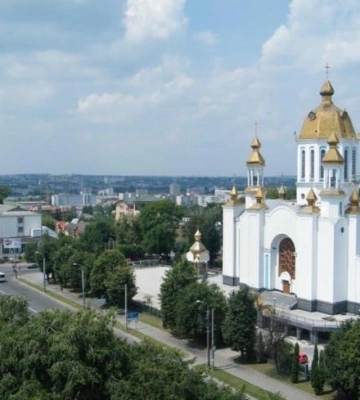 Рівненська "молодіжка" відновлює піші екскурсії історичними локаціями