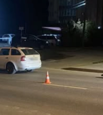 У Львові пʼяний водій розбив свій автомобіль і пошкодив будівлю