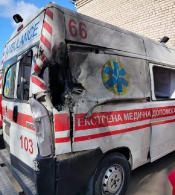 Россияне атаковали "скорую" в Николаевской области: пострадали водитель и врач