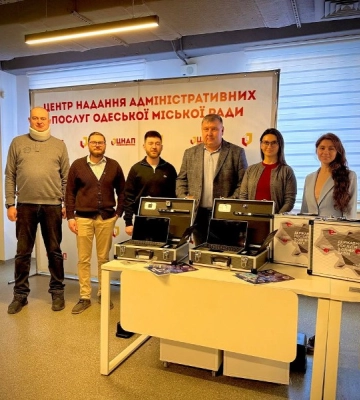 Одеса отримала п’ять мобільних офісів для надання адміністративних послуг «на дому»