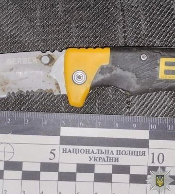 В Днепре мужчина ранил ножом военнослужащего ТЦК