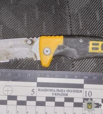 Чоловік поранив ножем військового ТЦК у Дніпрі: йому повідомлено про підозру, - Нацполіція