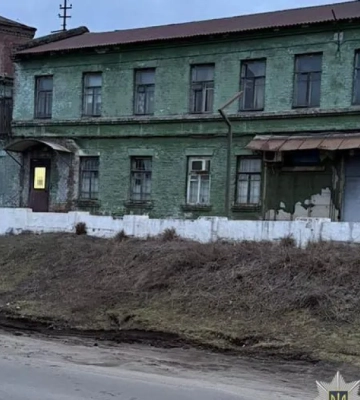 В Днепре мужчина во время проверки документов нанес ножевое ранение военному ТЦК