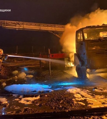 На Дніпропетровщині росіяни завдали удару по рятувальниках під час ліквідації наслідків нічної атаки