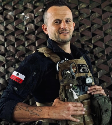 Від чемпіонських трас до фронту: як польський спортсмен Ігор Трач рятує військових і тварин в Україні