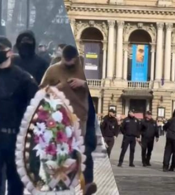 Во время акции женщин неизвестные бросили в толпу похоронный венок, возникли столкновения с полицией