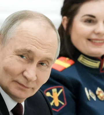 «Все будут обсуждать видео». Как необработанное поздравление Путина попало в Сеть — Денисенко озвучил три версии и назвал самую вероятную