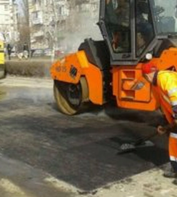 В Киеве 9-10 марта частично ограничат движение транспорта из-за ремонта аварийных участков