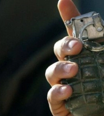 На Черкащині судитимуть чоловіка, який кинув гранату на подвір’я сусіда