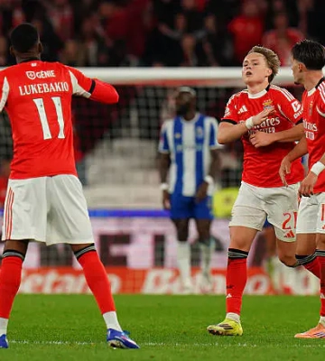 С ошибкой Трубина. Бенфика и Порту выдали суперматч в чемпионате Португалии