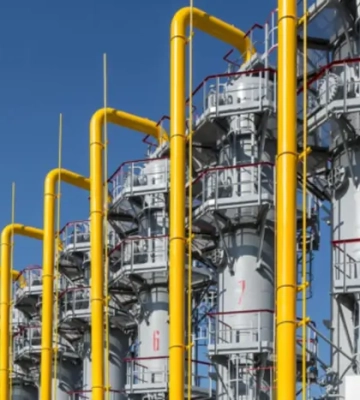 Нафта продовжує стрімко зростати: ціни стрибнули за день майже на 30%