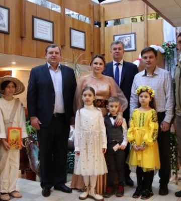 Читачі Національної бібліотеки України для дітей завітали на бал до Шевченкової музи