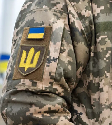В Івано-Франківській області чоловік напав із ножем на працівників ТЦК: двоє поранених