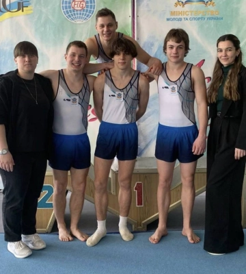 Акробати з Миколаєва стали переможцями чемпіонату України
