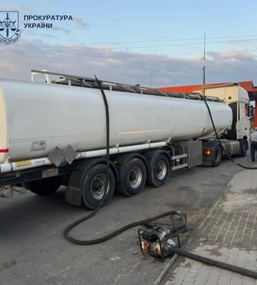 На Київщині суд розгляне справу про мінізавод з виготовлення фальсифікованого пального