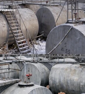 Постачали фальсифікат на АЗС: на Київщині "закрили" нелегальну нафтобазу