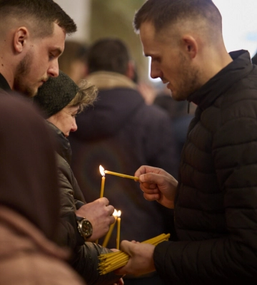 Луцьк у скорботі: в останню дорогу провели захисників Андрія Міщука та Андрія Смалюка
