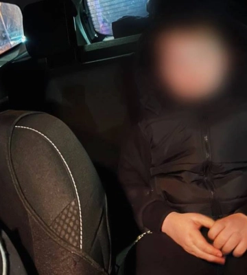 Біля вокзалу у Луцьку помітили самотню дитину