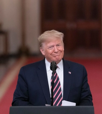 Трамп знову придбав облігації Netflix на понад $1 млн
