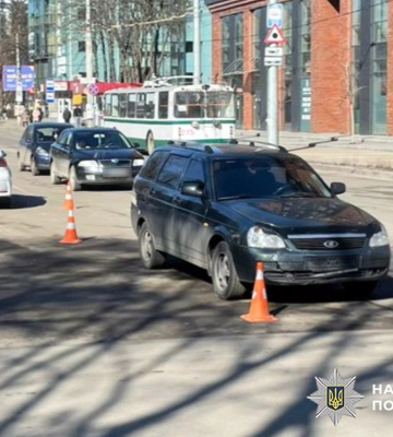 У Хмельницькому внаслідок ДТП постраждала 66-річна жінка - поліція встановлює обставини