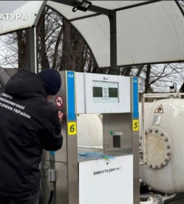Викрито мережу підпільних АЗС у двох областях