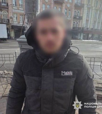 У Києві затримали трьох молодиків за жорстоке побиття перехожого у підземному переході