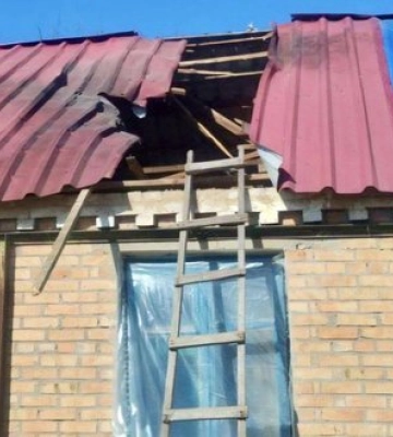 Росіяни понад 30 разів атакували Дніпропетровщину: двоє поранених, пошкоджено будинки, агрофірму та адмінбудівлі