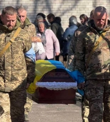Майже два роки невідомості: на Волині попрощалися з воїном Андрієм Оніщуком 