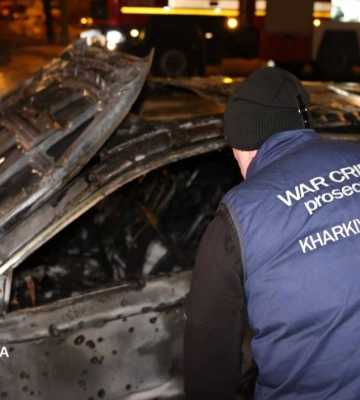РФ завдала удару по Харкову: виникла пожежа, 8 постраждалих