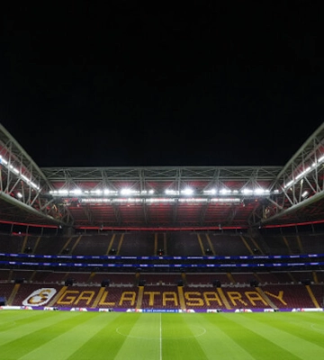 Галатасарай – Ливерпуль. Прогноз и анонс на матч 1/8 финала Лиги чемпионов